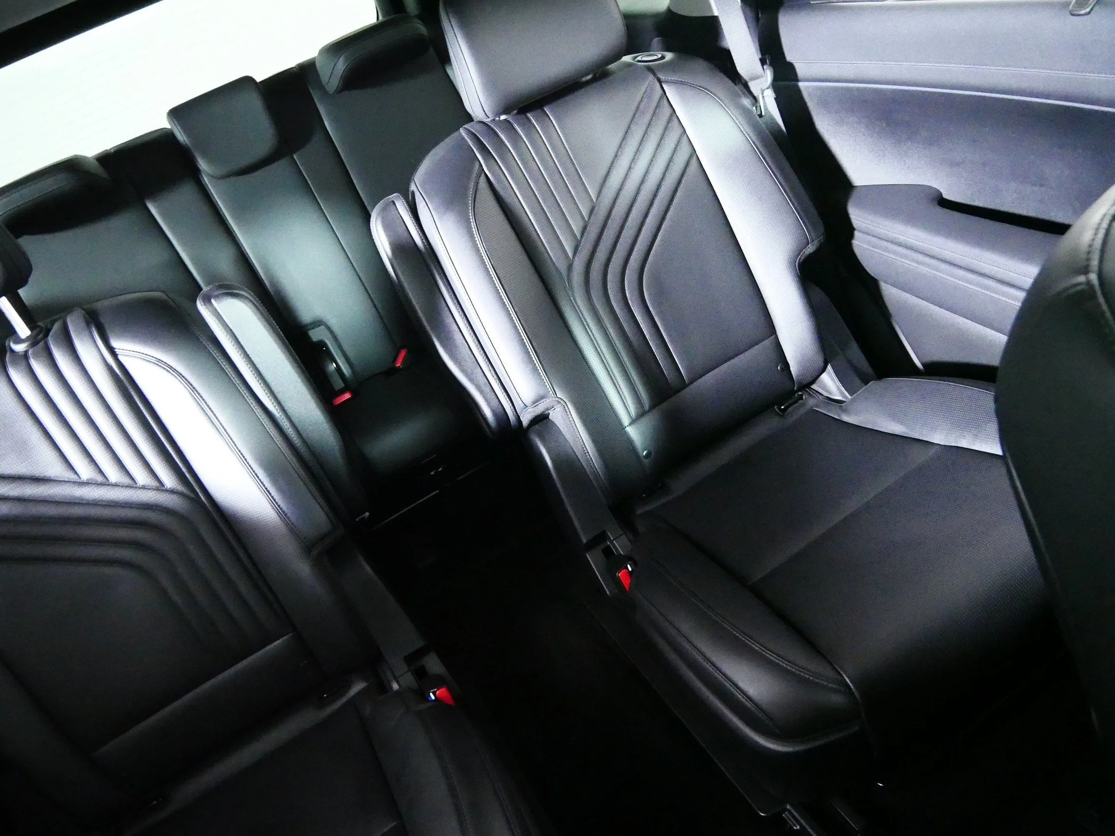 Used 2026 Typhoon Silver Metallic Hyundai SEL Convenience image 14