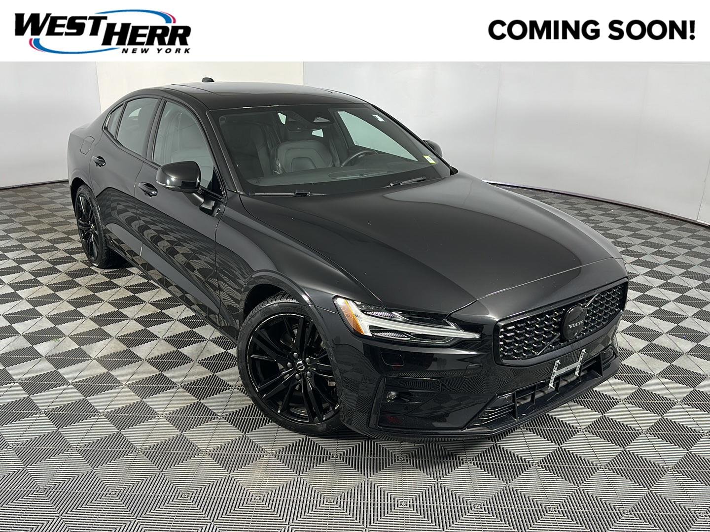 Used 2024 Onyx Black Metallic Volvo Plus Black Edition image 1