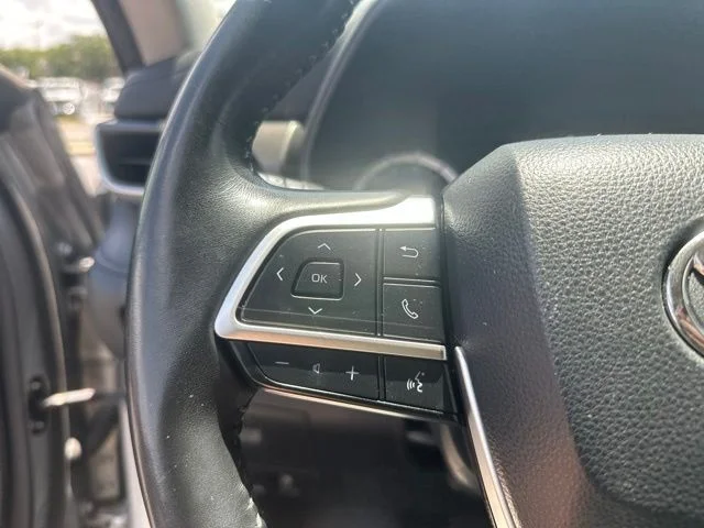 Used 2023 Silver Toyota LE image 19