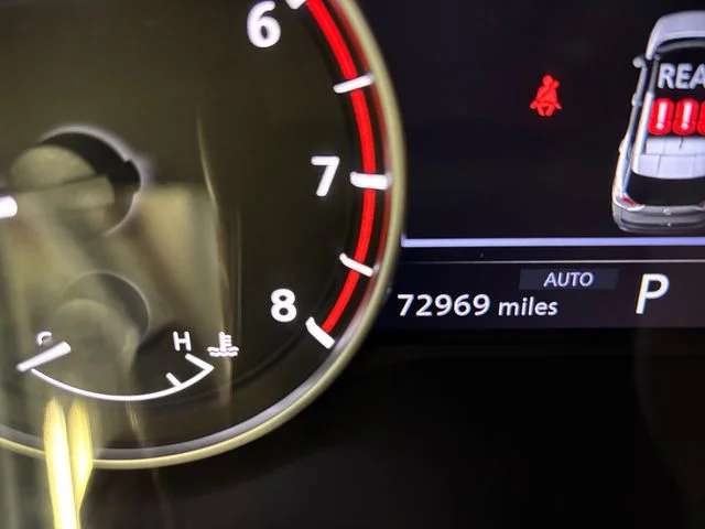 Used 2023 Red Nissan S image 18