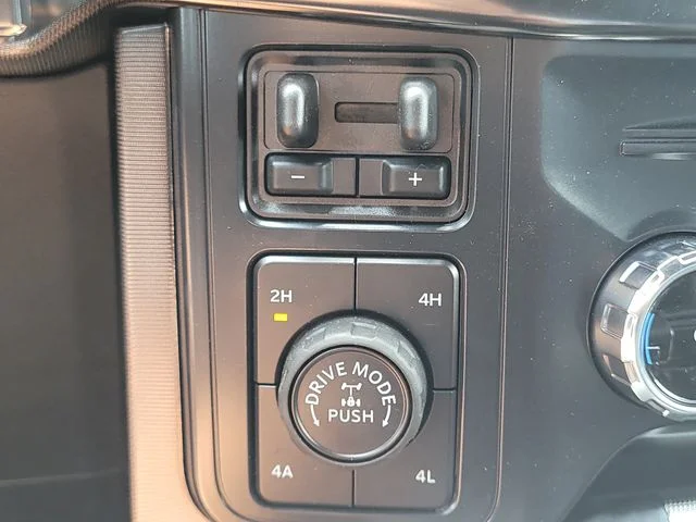 New 2026 Avalanche Ford Platinum image 29