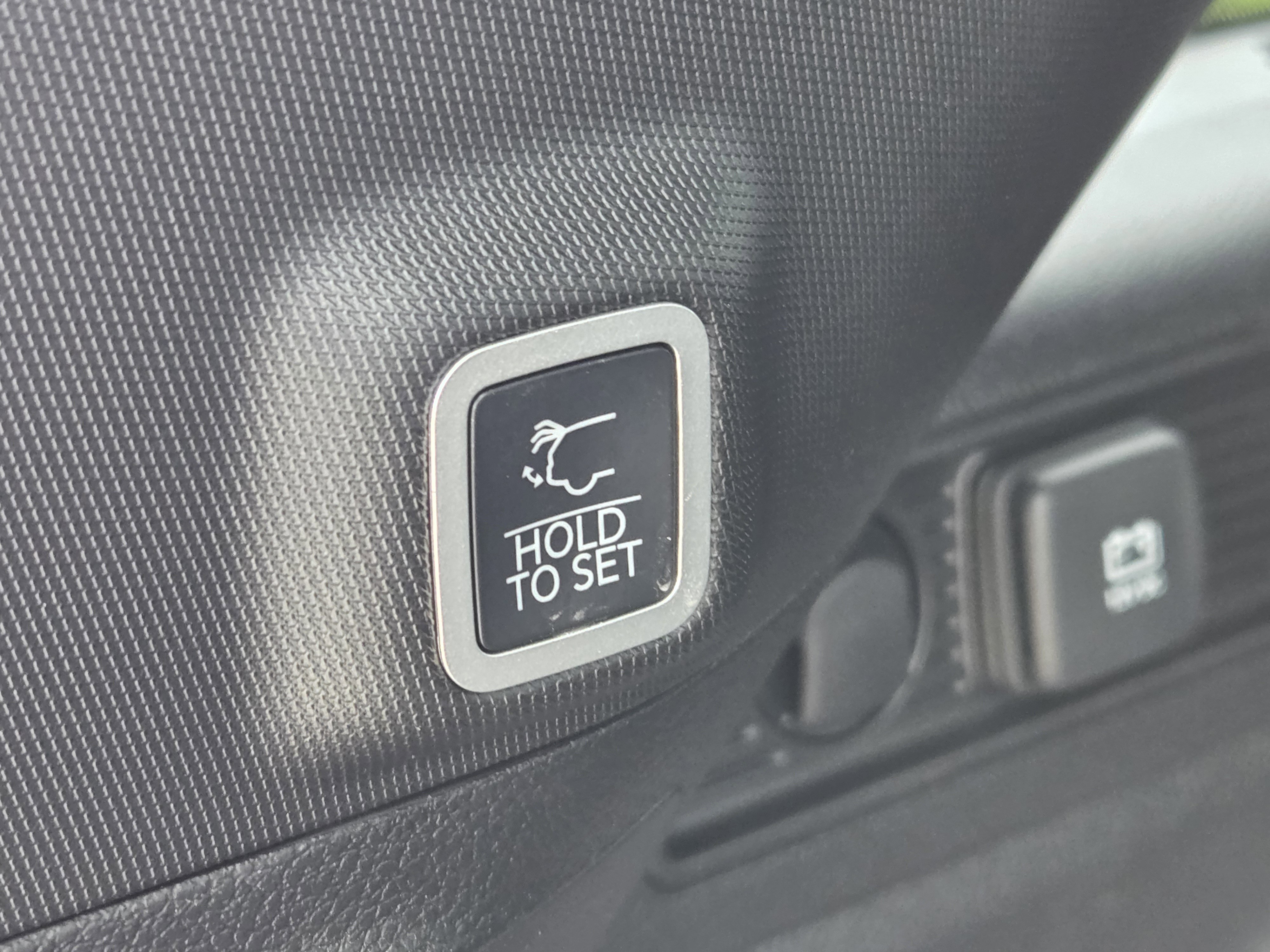 New 2026 Velvet Red Pearlcoat Jeep Laredo Altitude image 7