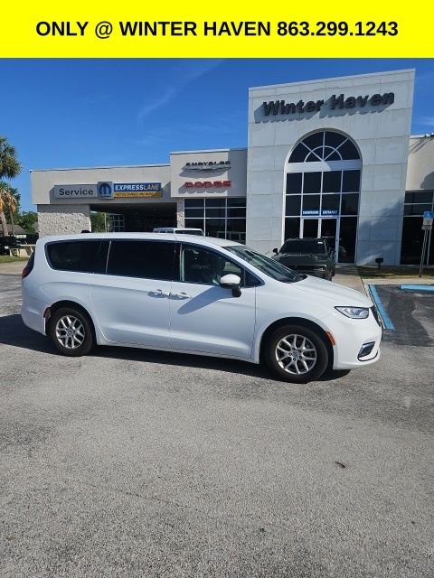 2023 Chrysler Pacifica Touring L