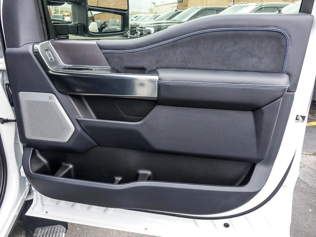 Used 2026 Star White Metallic Tri-Coat Ford Platinum image 31