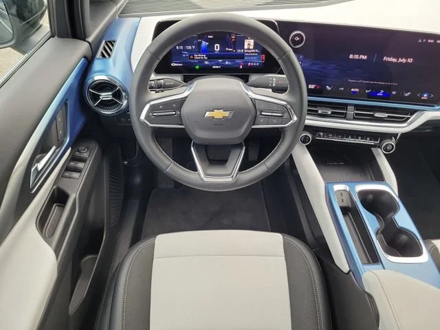 2025 Chevrolet Equinox EV 1LT - Photo 17