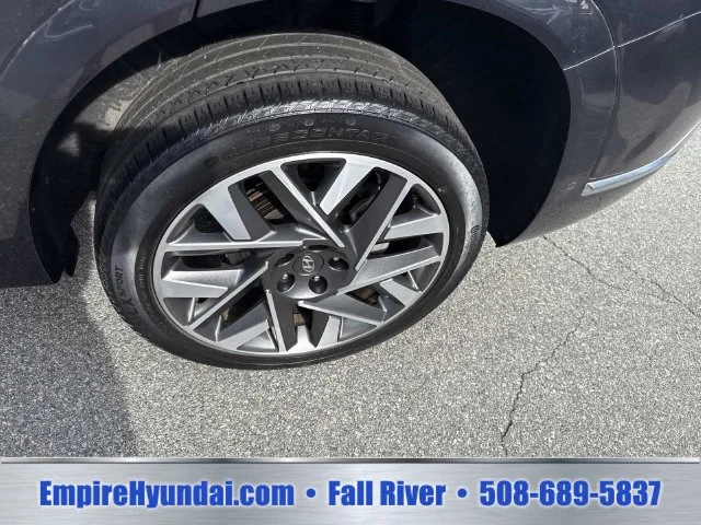 Used 2023 Gray Hyundai Calligraphy image 14