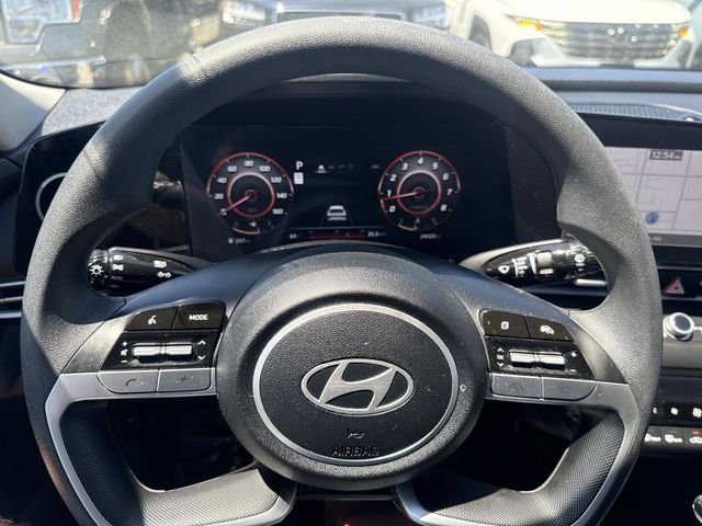 2024 Hyundai Elantra SEL - Photo 25