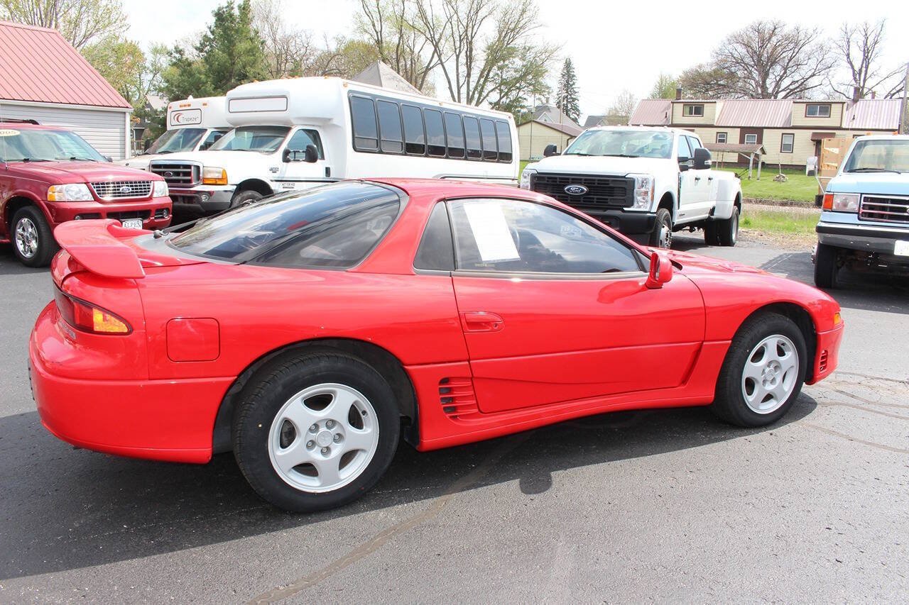 Used 1991 Morocco Red Pearl Metallic Mitsubishi SL 2dr Hatchback image 4