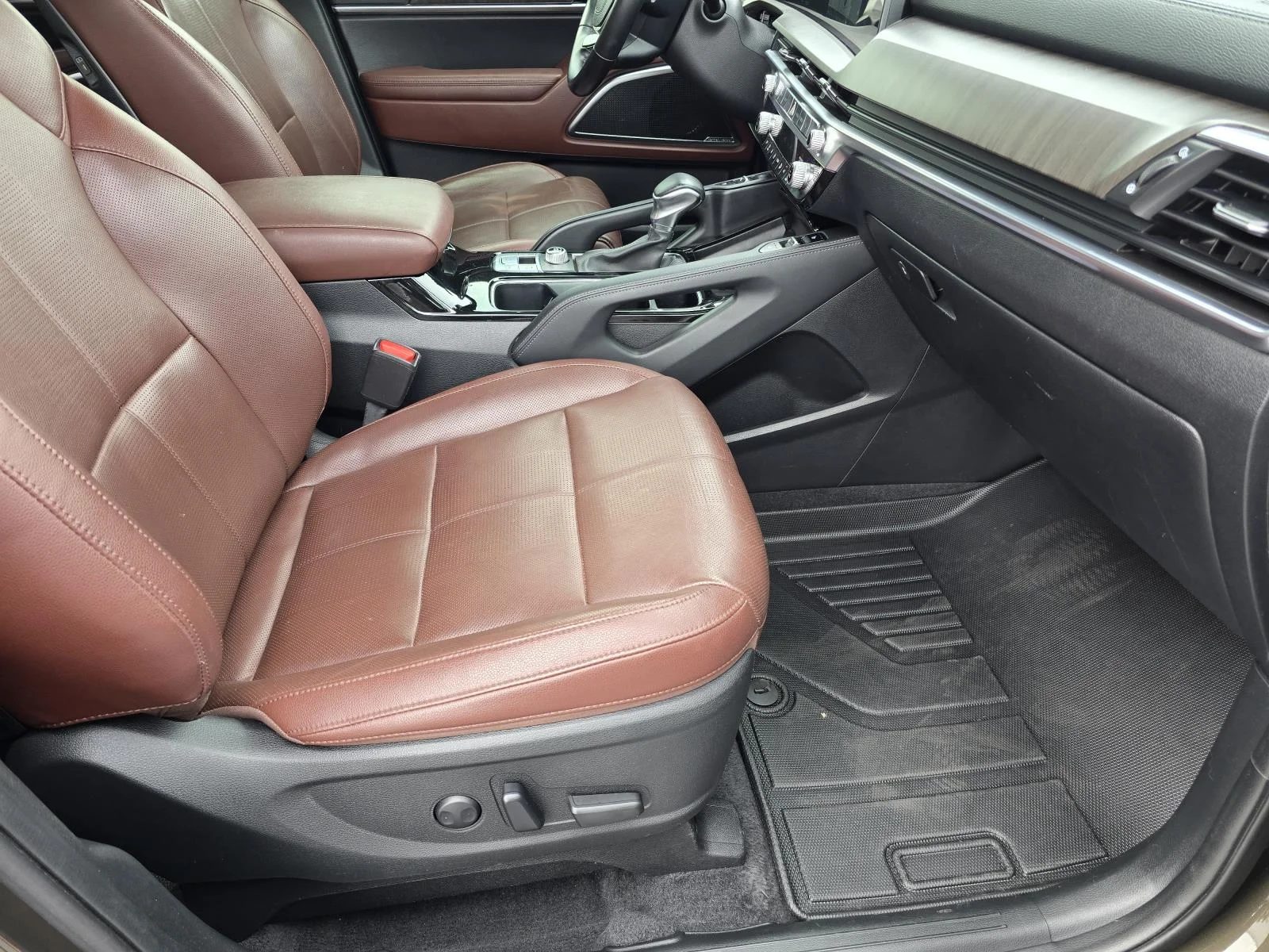 Used 2023 Green Kia SX image 21