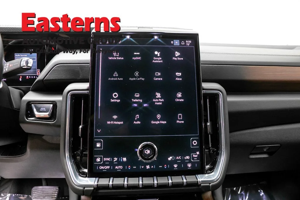 Used 2025 Silver GMC Denali image 12