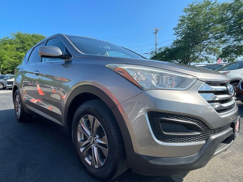 Used 2015 Gray Hyundai Base image 2