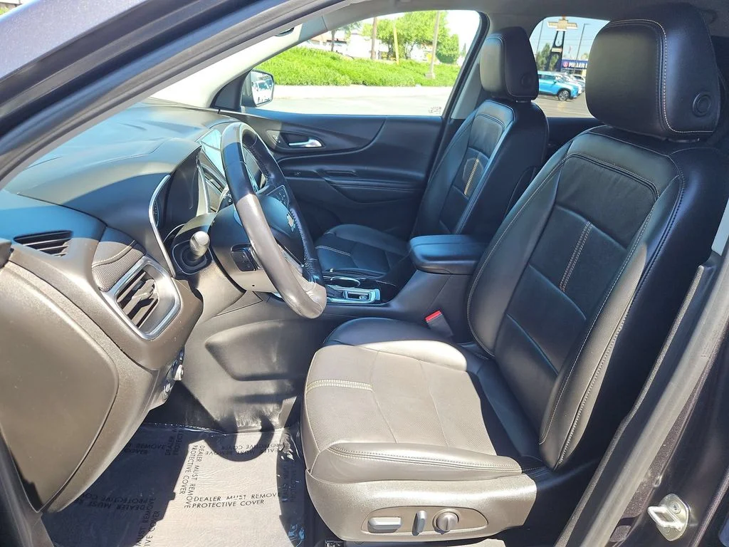 Used 2022 Iron Gray Metallic Chevrolet Premier image 21
