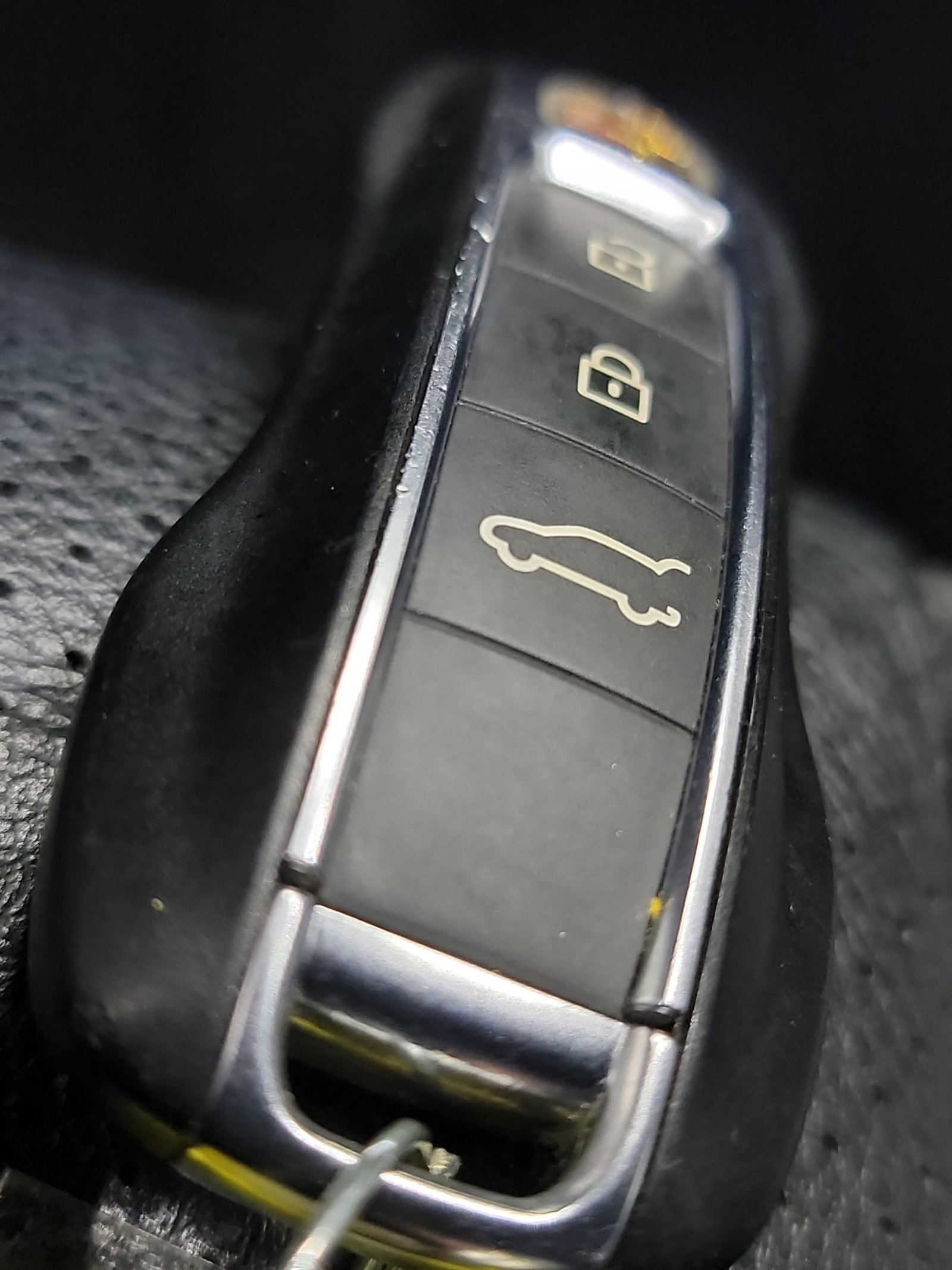Used 2020 Carrara White Metallic Porsche Base image 30