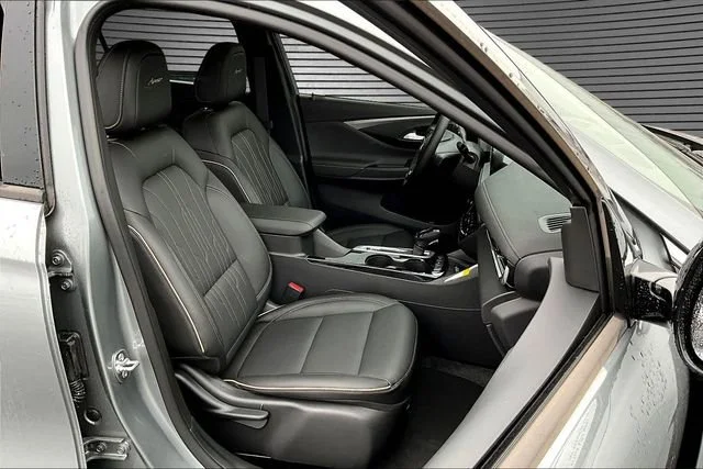 New 2026 Moonstone Gray Metallic Buick Avenir image 11