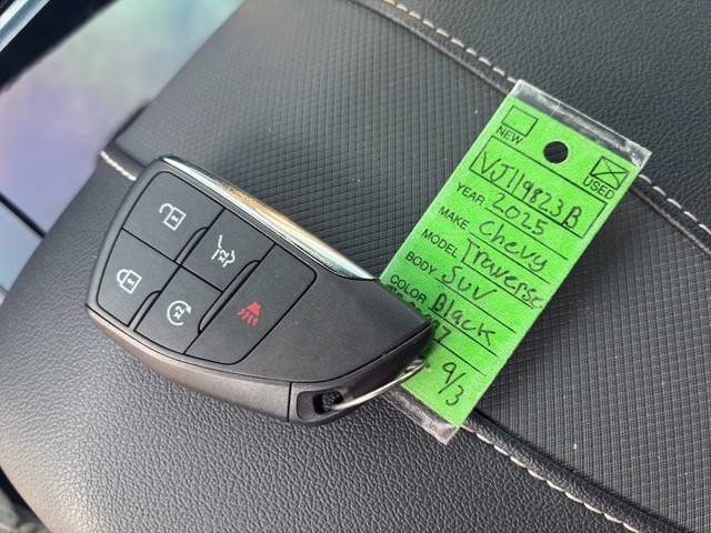 Used 2025 Mosaic Black Metallic Chevrolet Z71 image 17