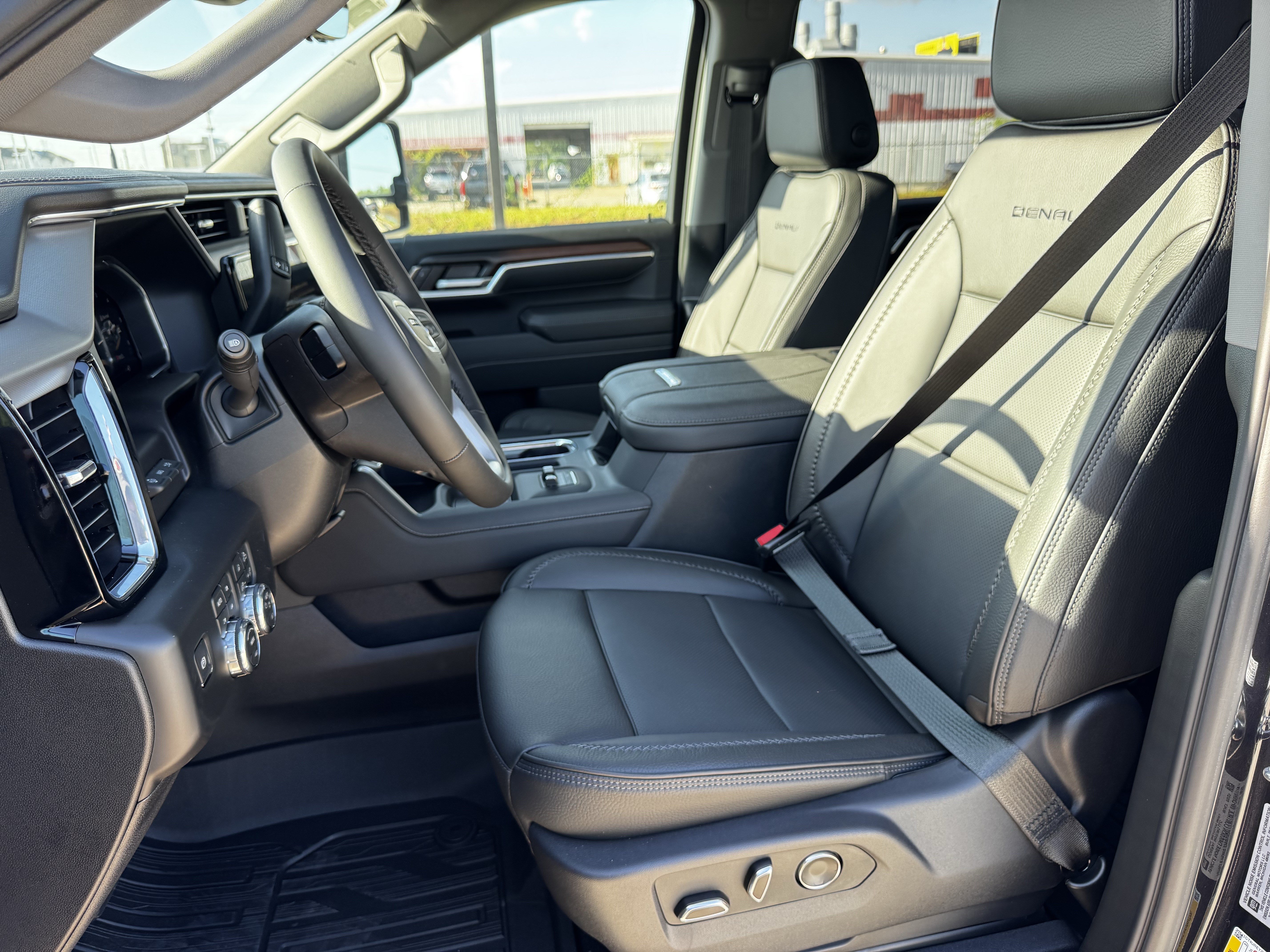 2026 GMC Sierra 2500HD Denali - Photo 19