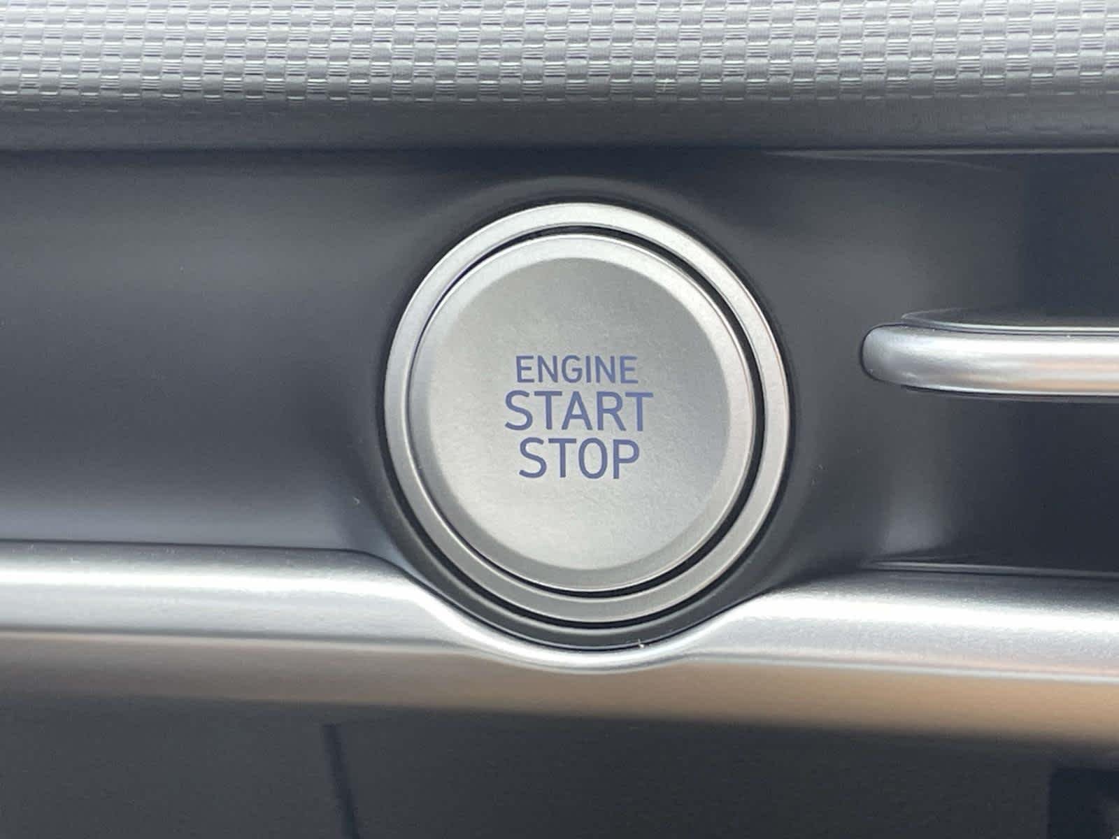 New 2026 Shimmering Silver Hyundai SE image 35