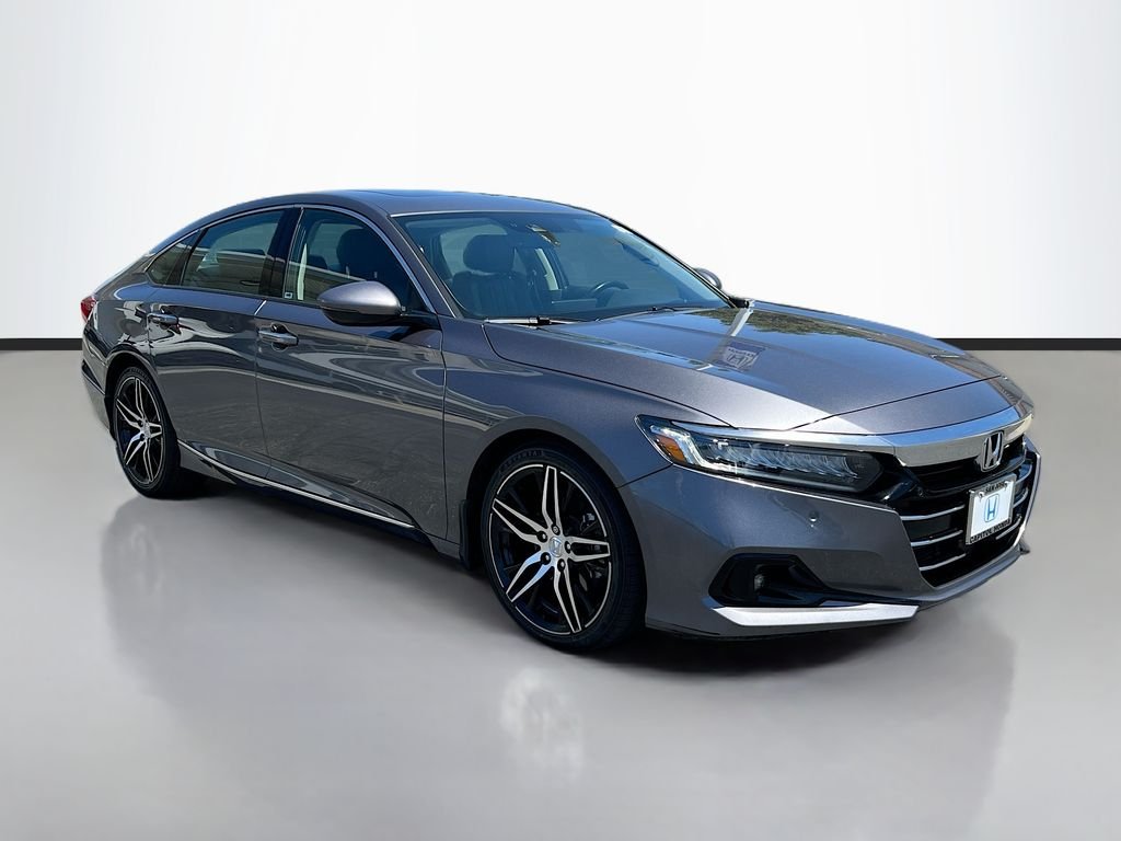 Used 2022 Modern Steel Metallic Honda Touring 2.0T image 3