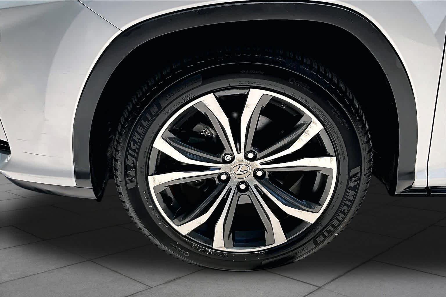 Used 2016 Silver Lining Metallic Lexus  image 11