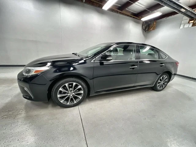 Used 2017 Black Toyota XLE image 5