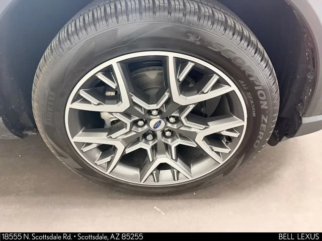 Used 2025 White Ford Platinum image 10