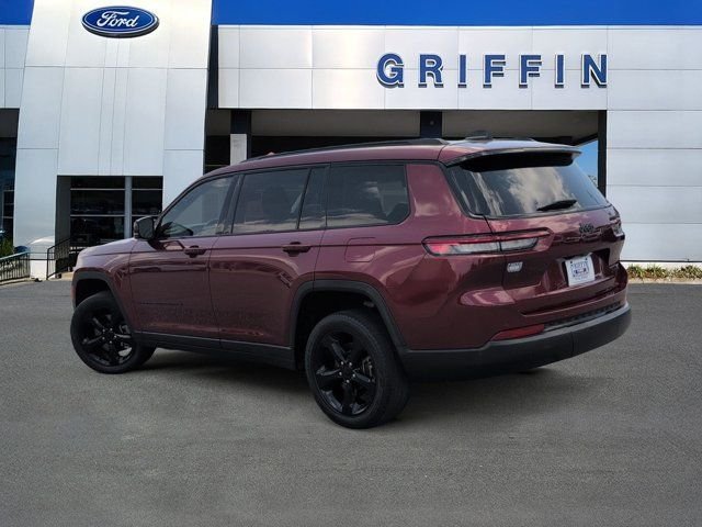 Used 2023 Red Jeep Limited image 9