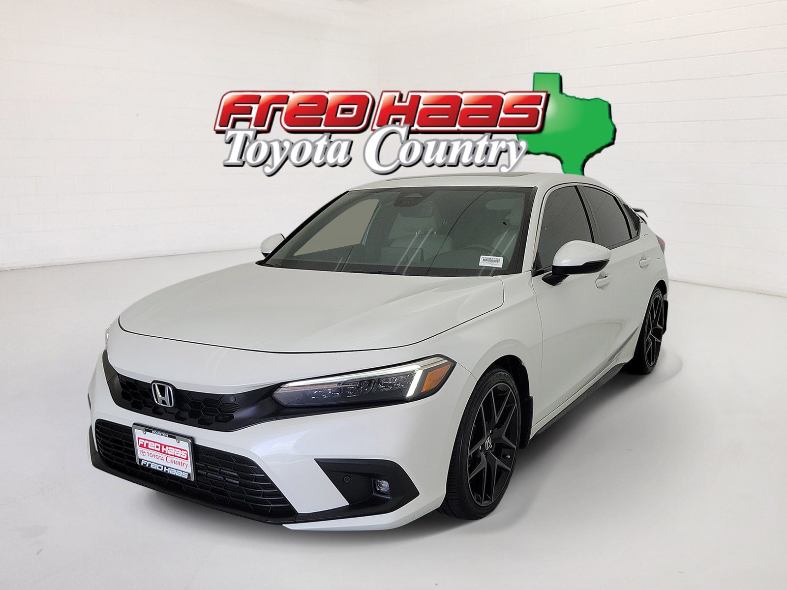 Used 2024 Platinum White Pearl Honda Sport Touring image 1