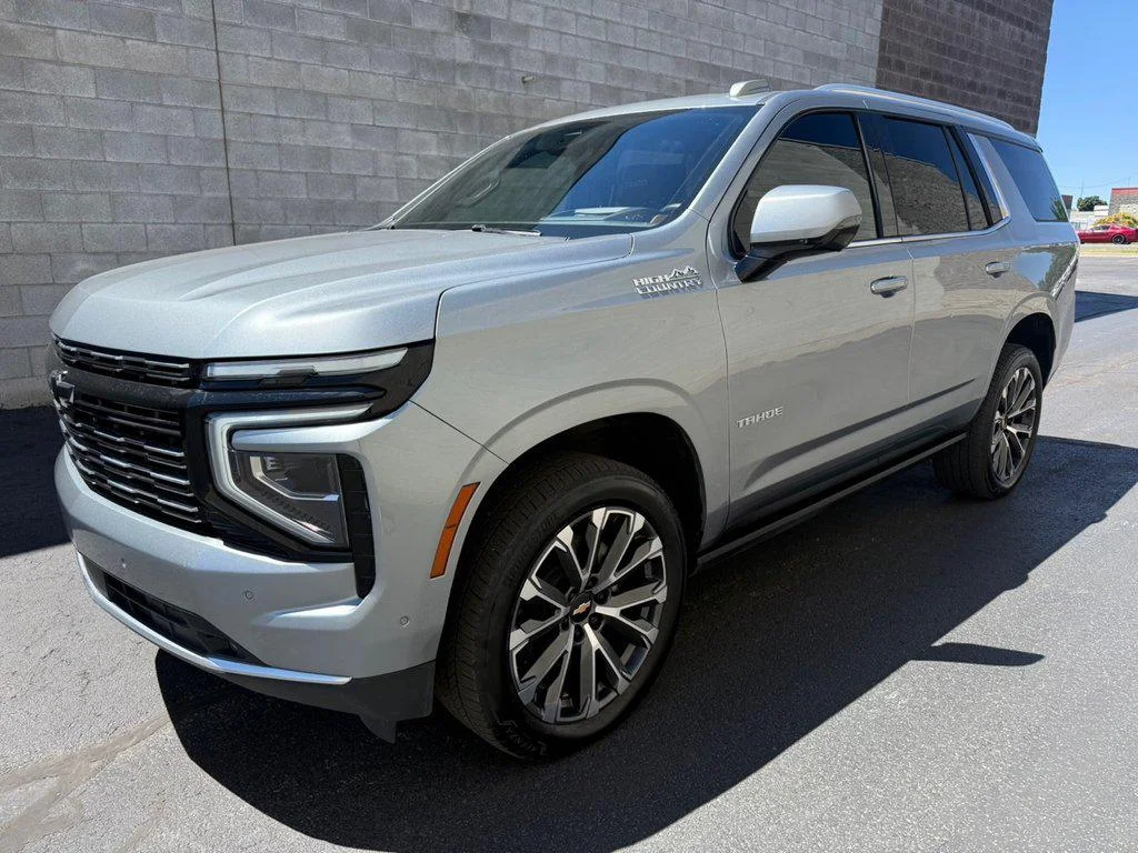 Used 2025 Sterling Grey Metallic Chevrolet HIGH COUNTRY image 3