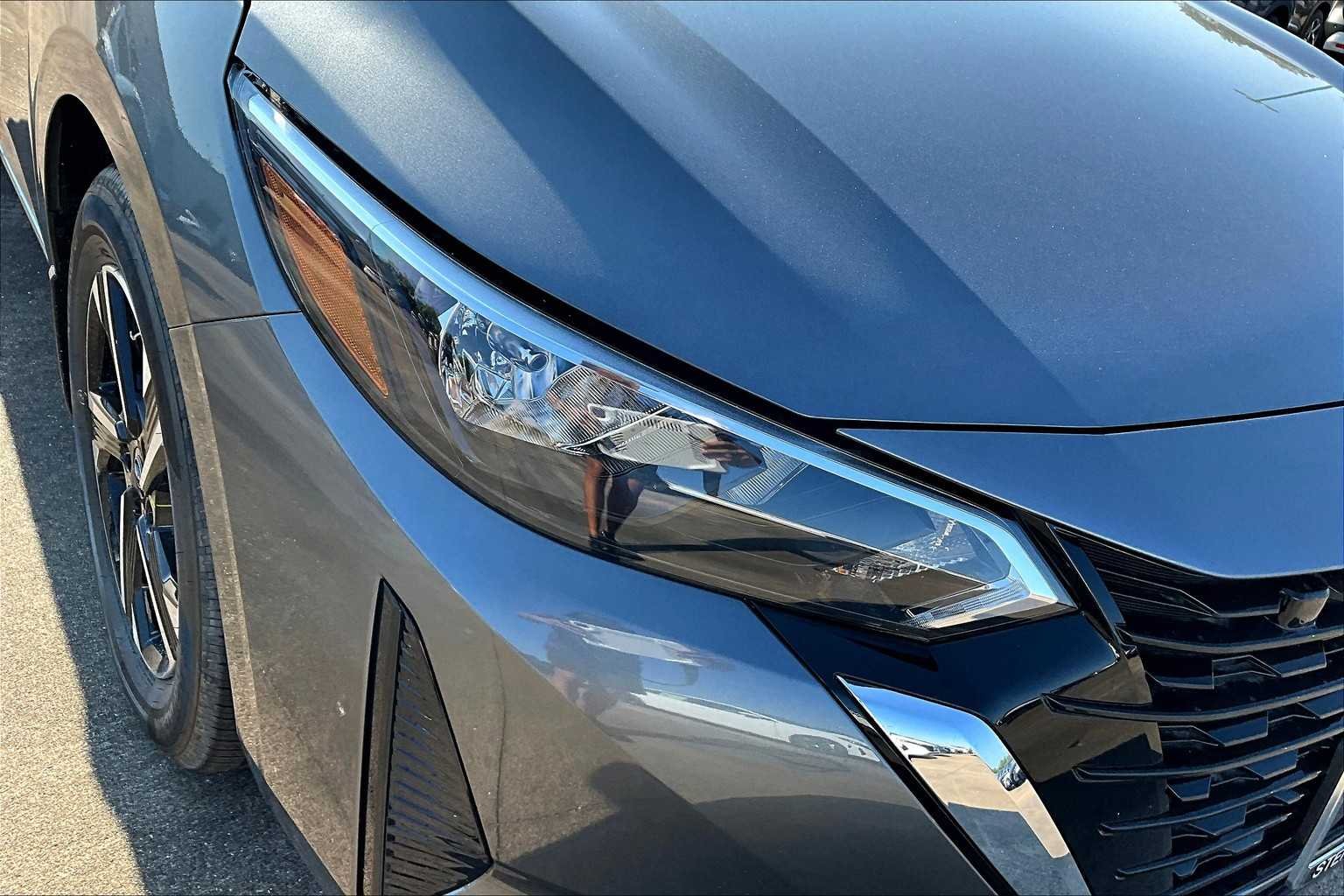 Used 2025 Gun Metallic Nissan SV image 19