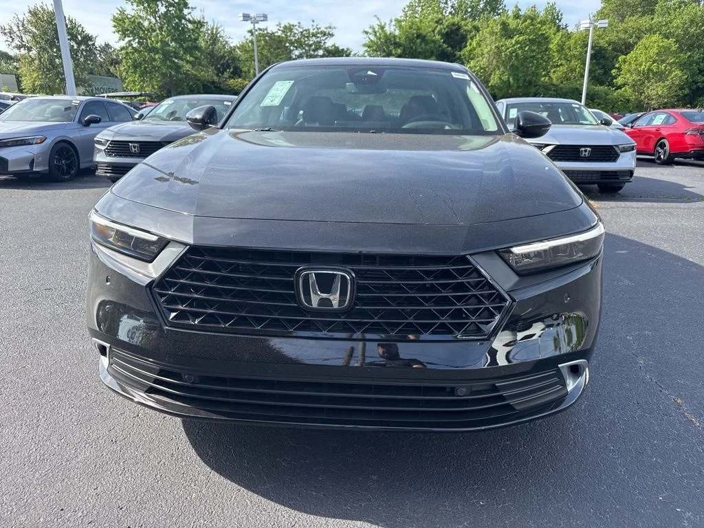 New 2026 Crystal Black Pearl Honda Touring image 8