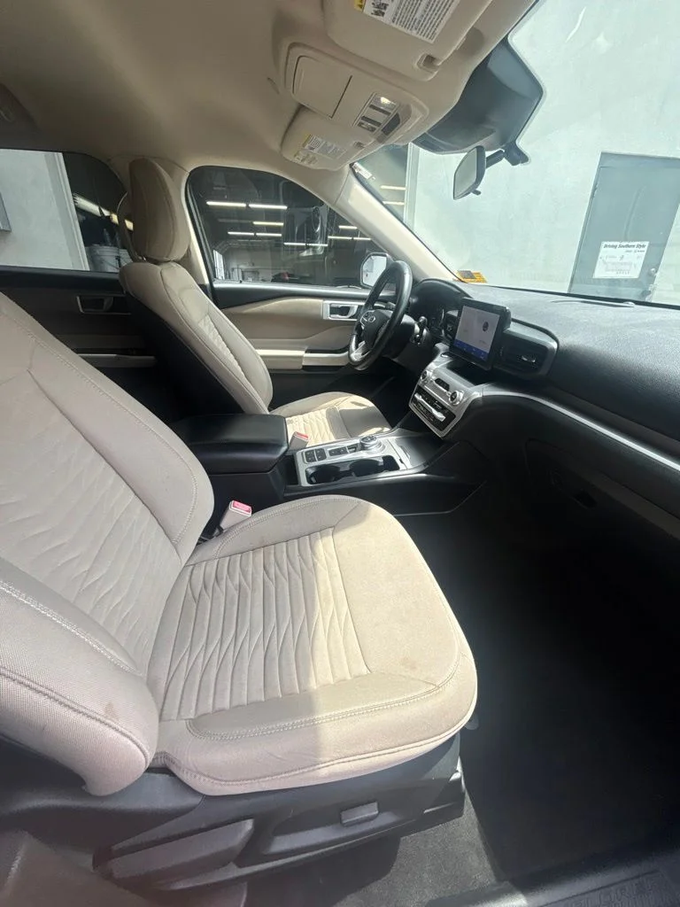 Used 2020 White Ford XLT image 24