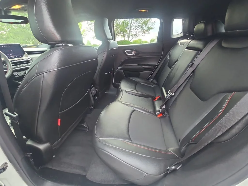 Used 2025 White Jeep Trailhawk image 41