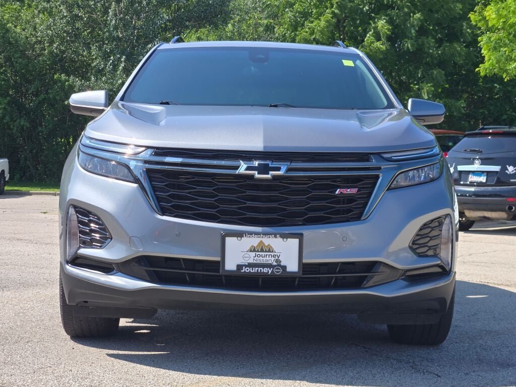 Used 2023 Gray Chevrolet RS image 3