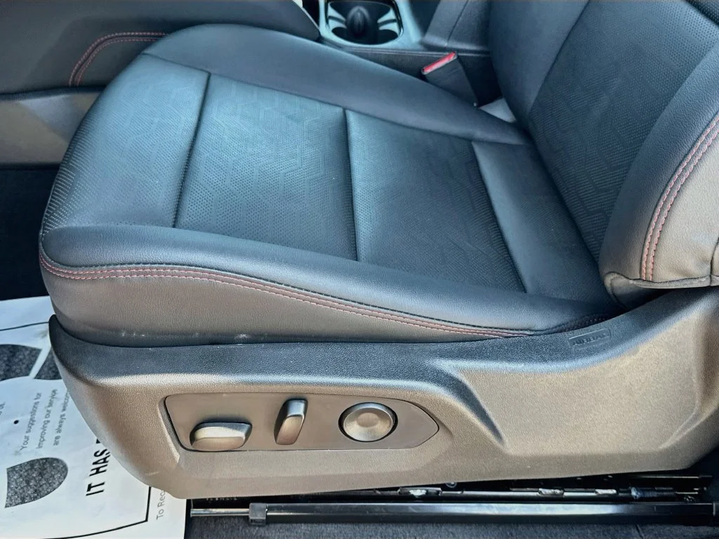 Used 2026 Red Chevrolet Z71 image 23