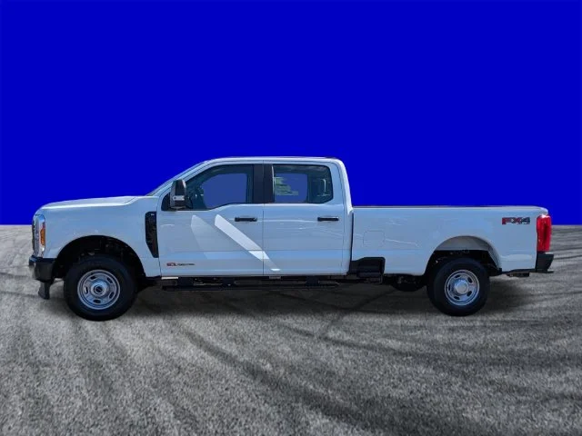 New 2027 White Ford XL image 7