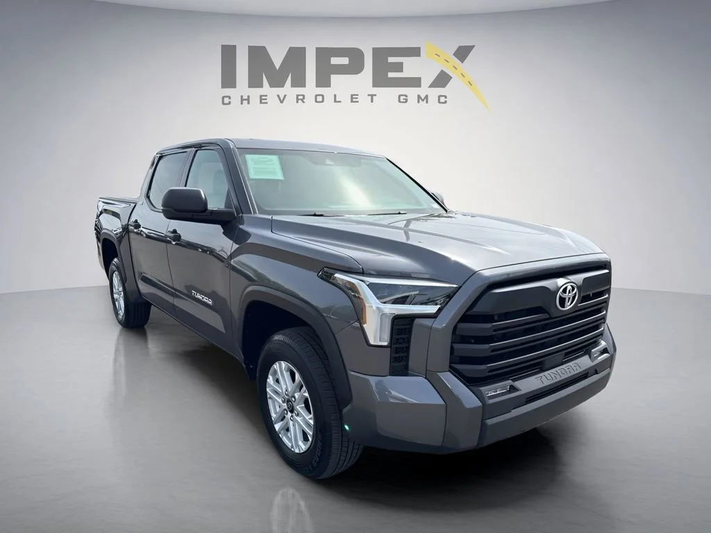 Used 2025 Magnetic Gray Toyota SR image 7
