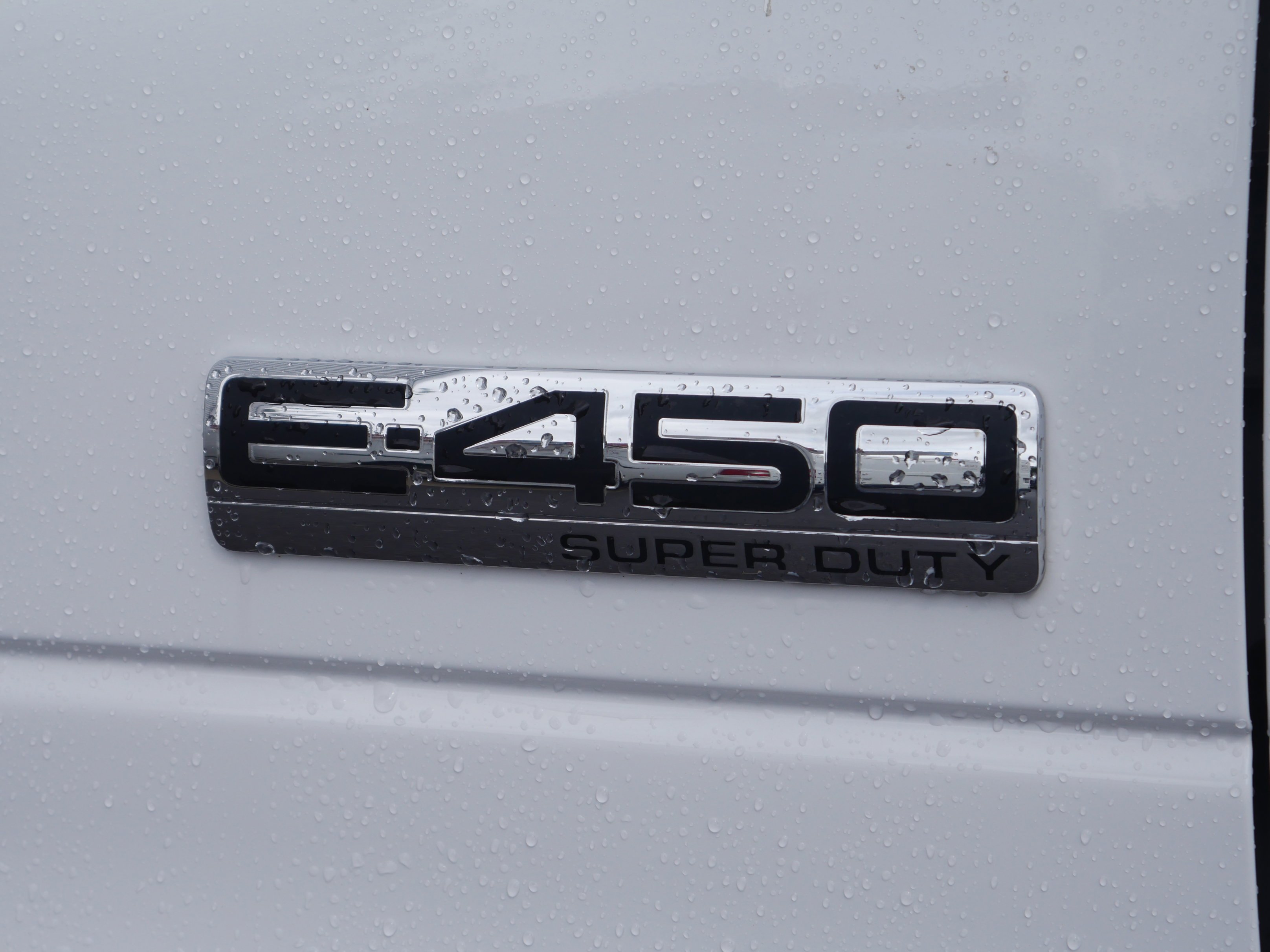 Certified Used 2025 Oxford White Clearcoat Ford  image 10