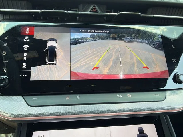 Used 2024 Red Jeep Launch Edition image 26