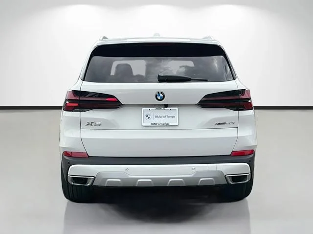 New 2026 Alpine White BMW xDrive40i image 4