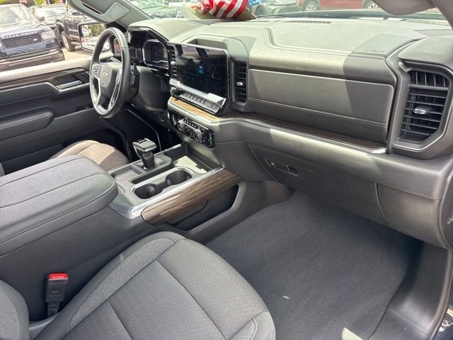 Used 2023 Gray Chevrolet LT image 22