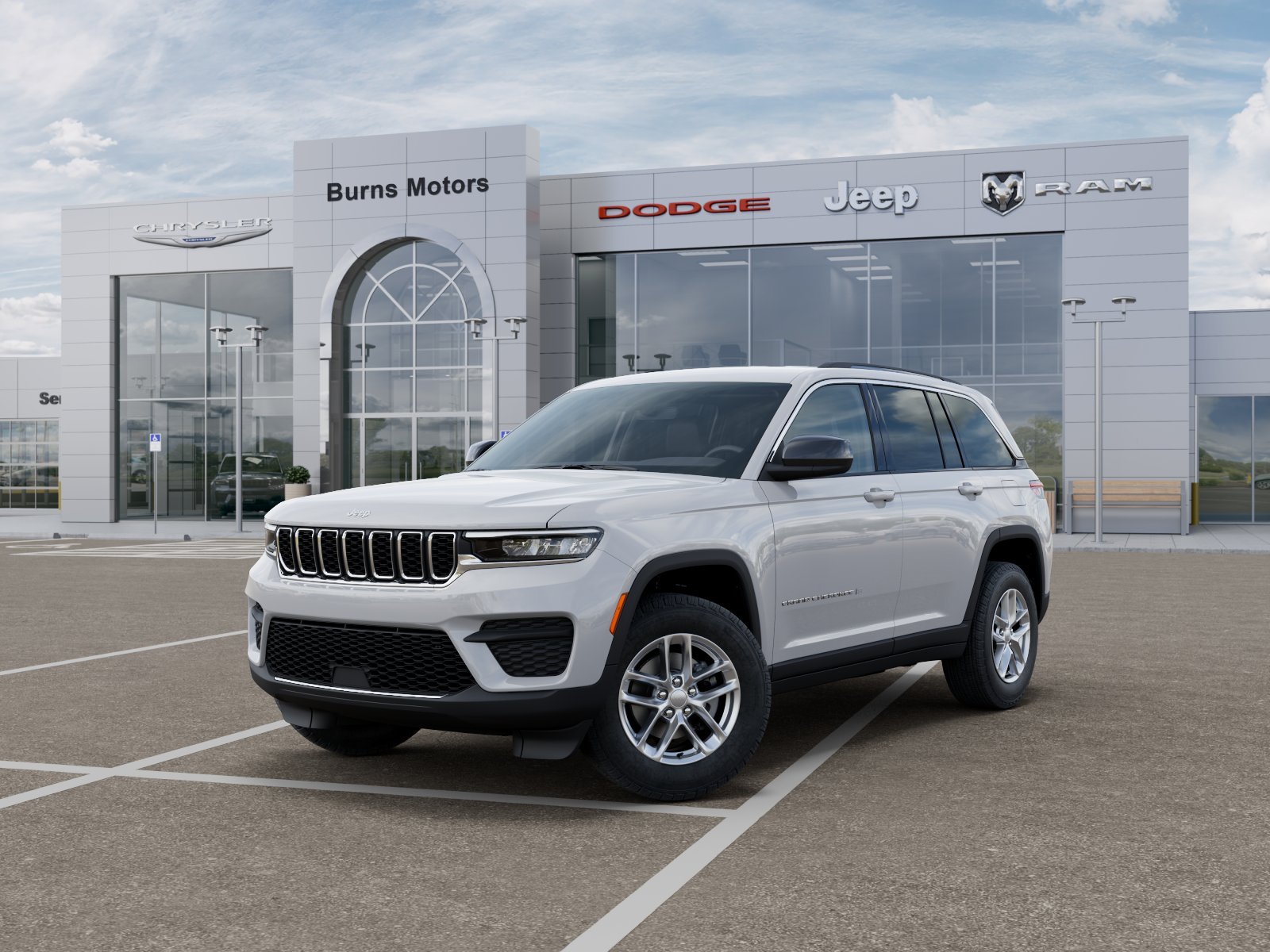 New 2026 Bright White Clear-Coat Exterior Paint Jeep Laredo image 27
