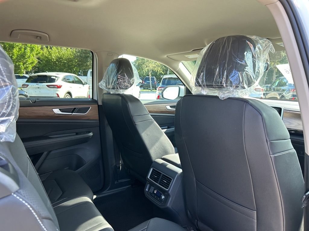 2026 Volkswagen Atlas SE w/Tech - Photo 43