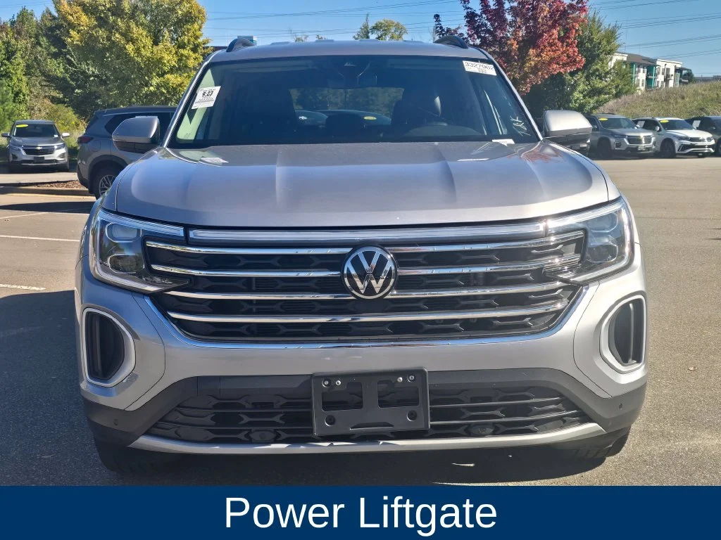 Used 2024  Volkswagen 2.0T SE w/Technology image 6
