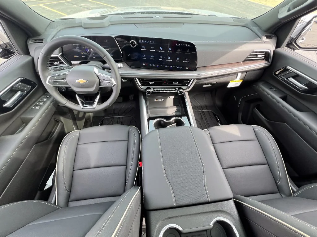 2026 Chevrolet Tahoe Premier - Photo 8