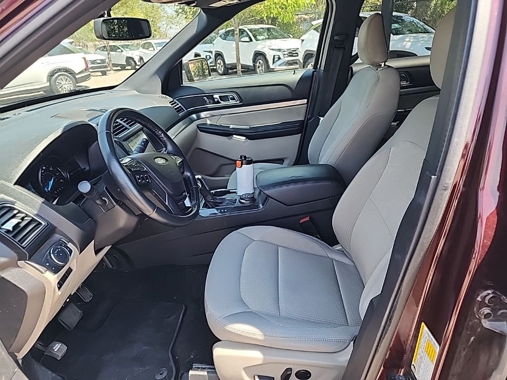 Used 2019 Red Ford XLT image 9