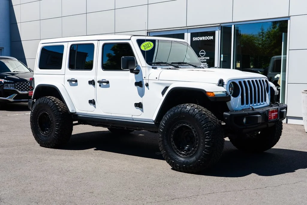 Used 2023 White Jeep Rubicon 4xe image 1
