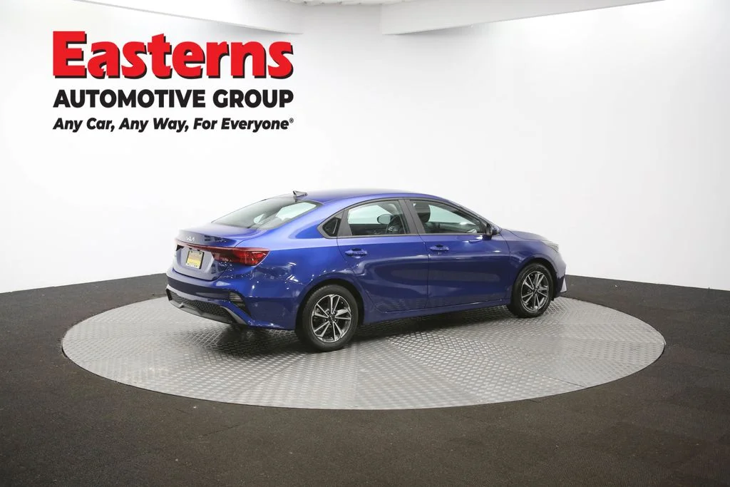 Used 2023 Blue Kia LXS image 40
