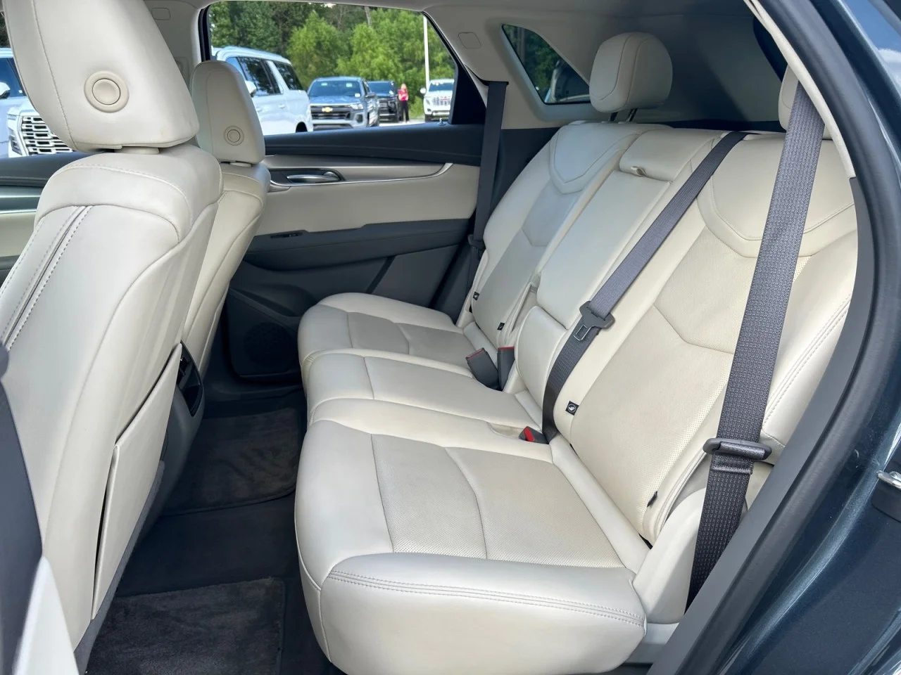 Used 2021 SHADOW METALLIC Cadillac FWD Premium Luxury image 19
