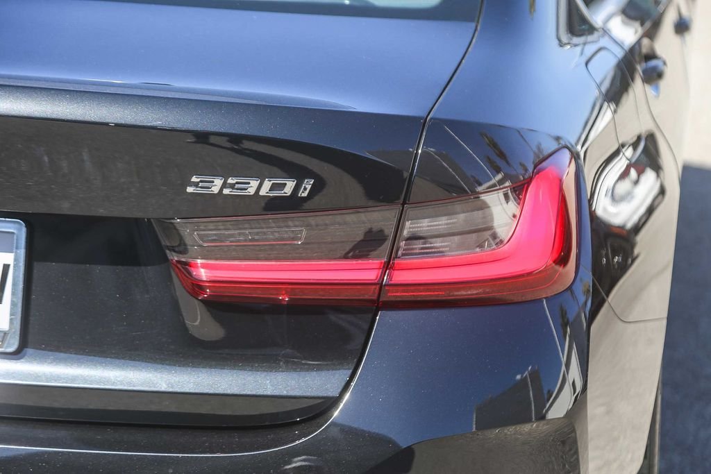 Used 2024 Black Sapphire Metallic BMW 330i image 7