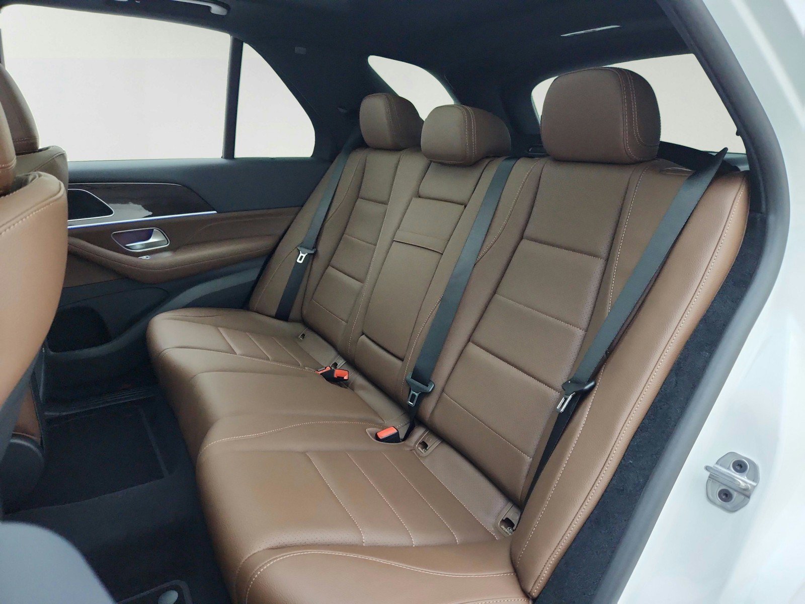 New 2026 Polar White Mercedes-Benz GLE 350 4MATIC® SUV image 52